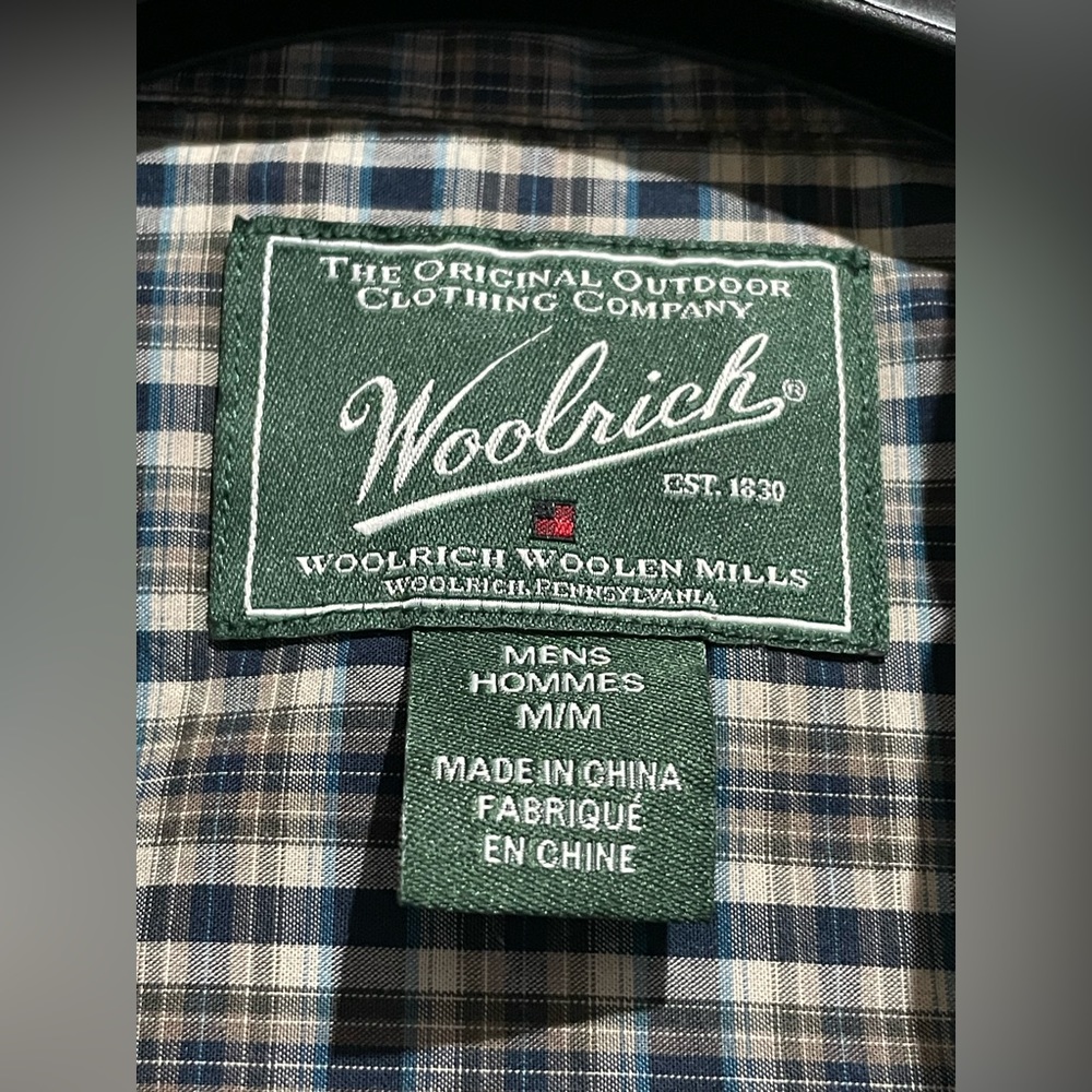 WOOLRICH MEN'S COTTON Plaid Button Up Dress‎ Shirt. Size Medium. - Picture 2 of 4